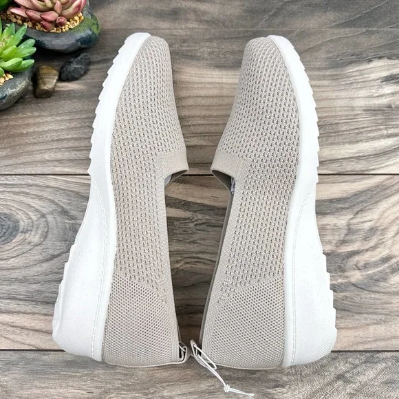 NEW Tommy Bahama 9 Lizzie Wedge Shoes Comfort Shoes Slip-Ons Loafers - Picture 4 of 7